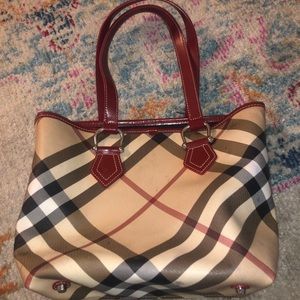 Burberry bucket/tote bag